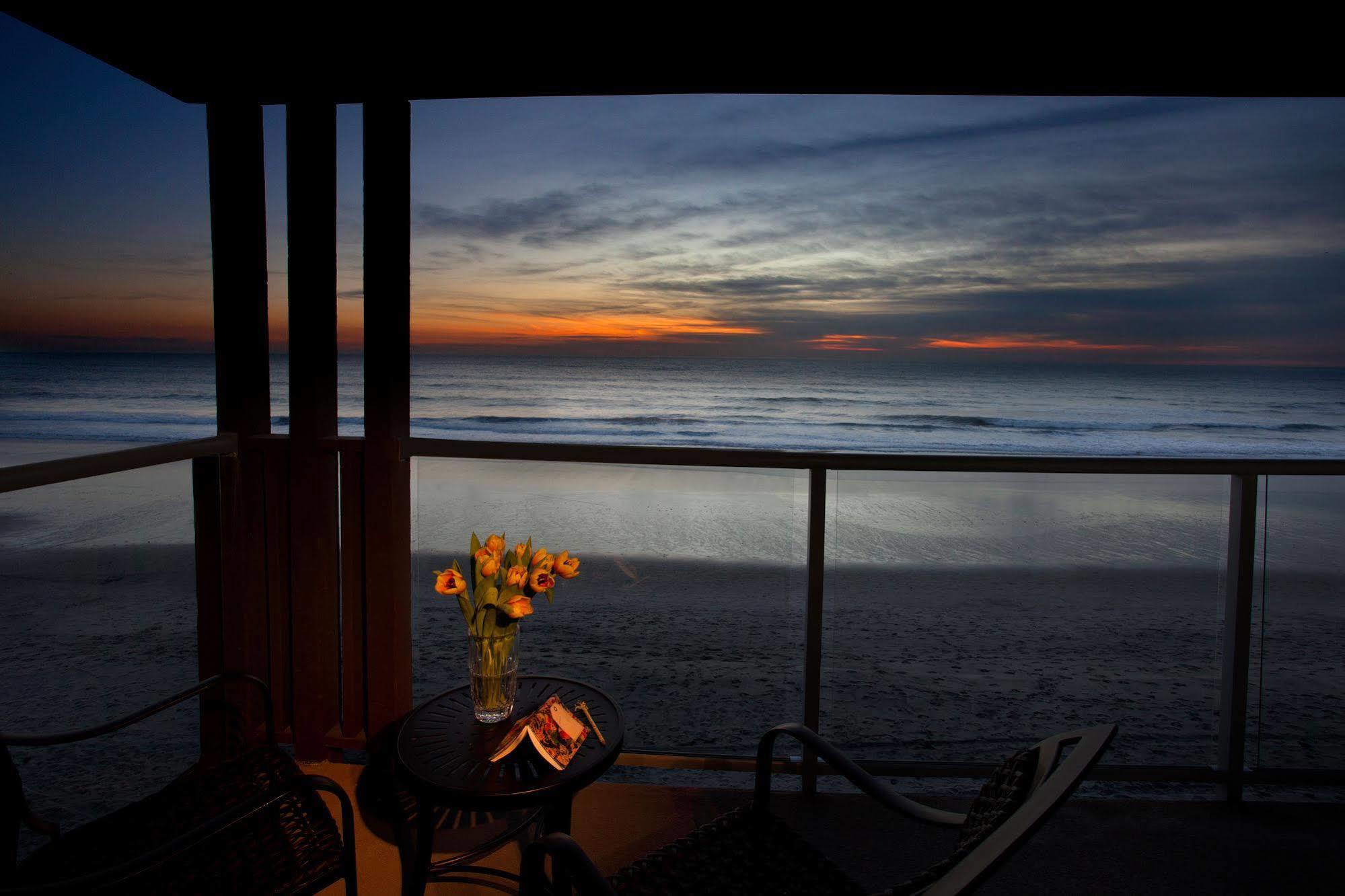 Beach Terrace Hotel
